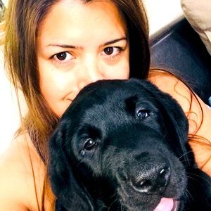 Meet your Posher, Mariela b